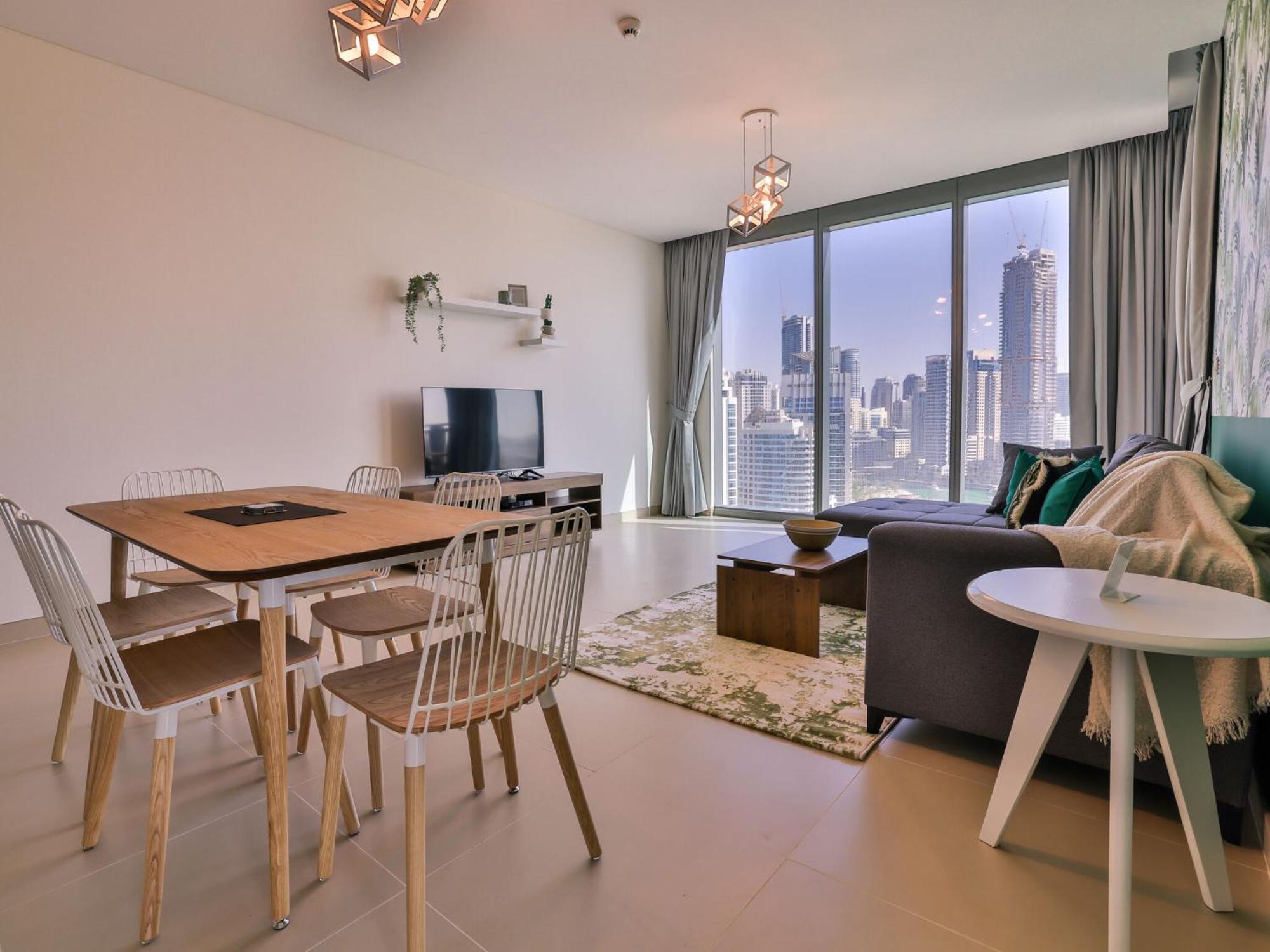 Luxurious Apartments Dubai Marina Views Pool Gym By Sojo Stay Екстериор снимка