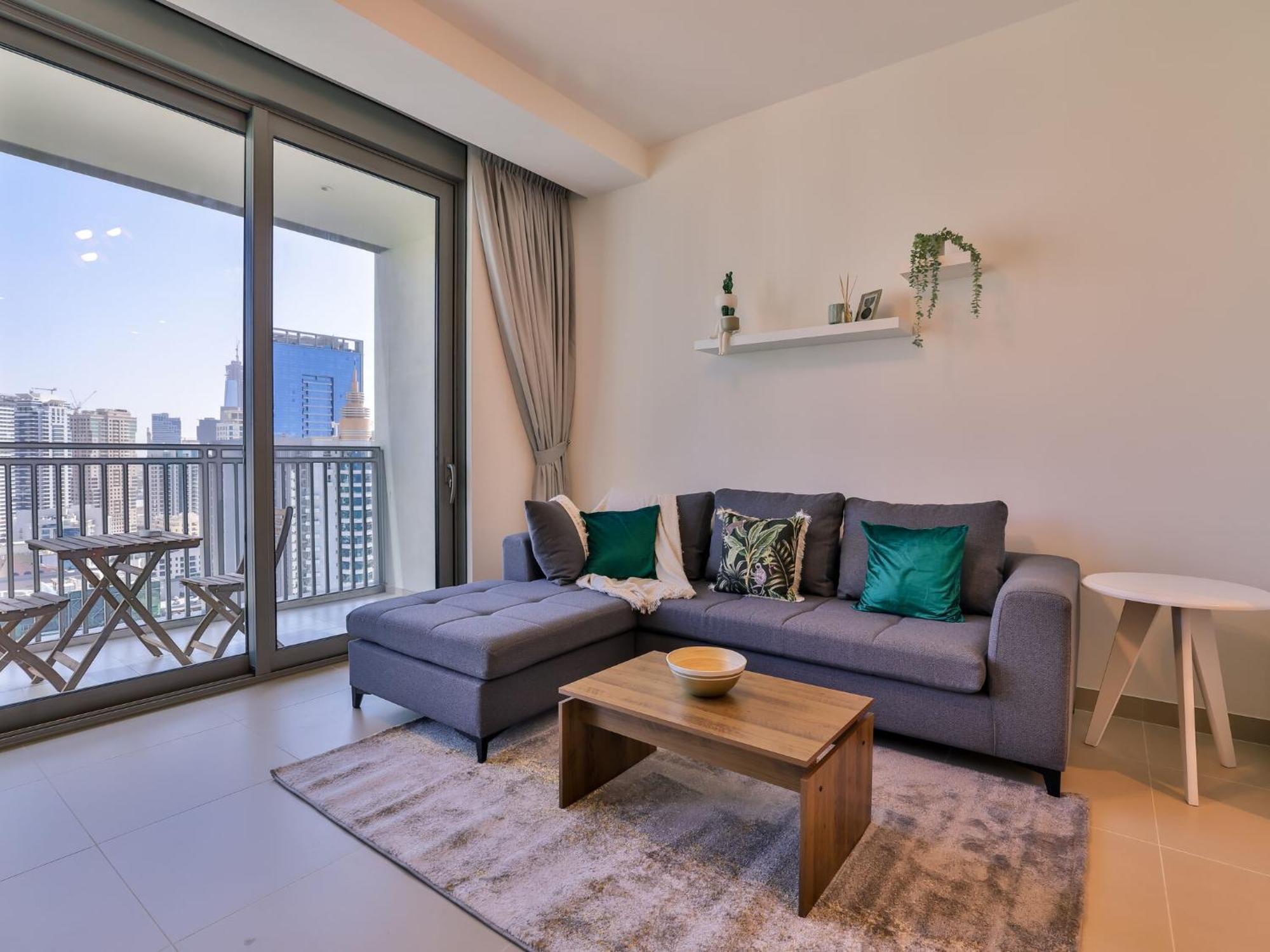 Luxurious Apartments Dubai Marina Views Pool Gym By Sojo Stay Екстериор снимка