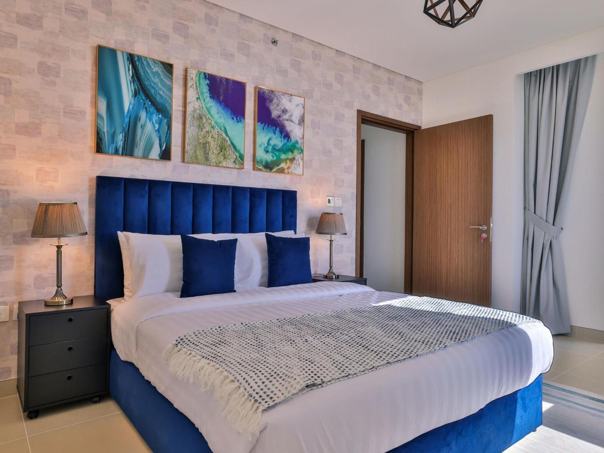 Luxurious Apartments Dubai Marina Views Pool Gym By Sojo Stay Екстериор снимка